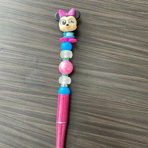 Minnie Mouse Doorable pen